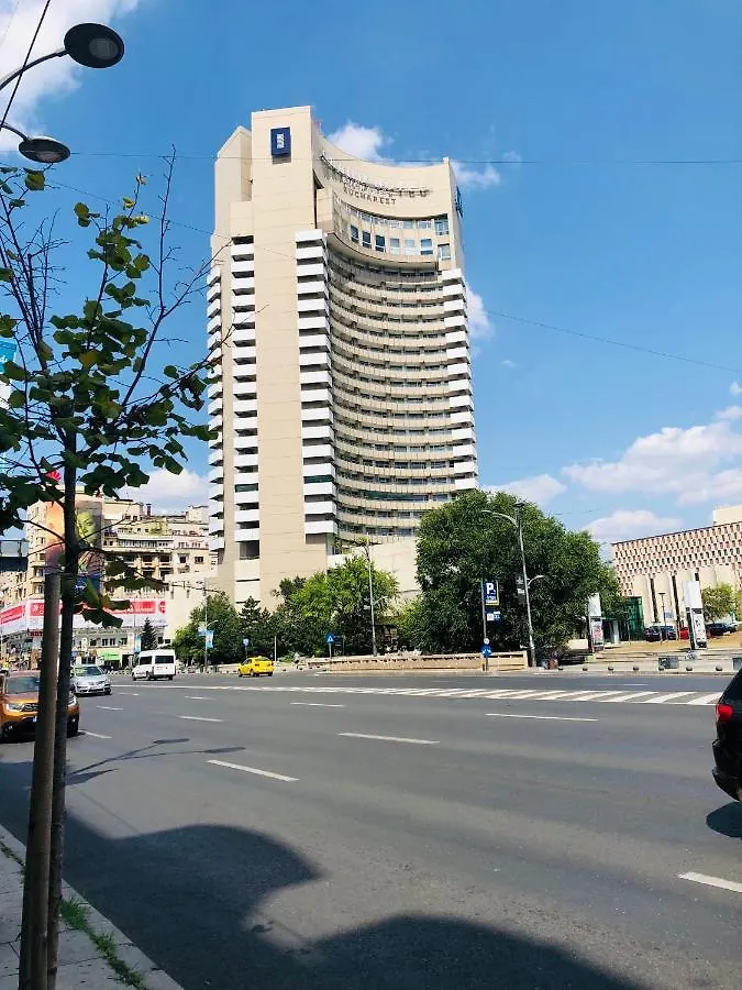 An Apartment In Downtown Bucharest 0*,